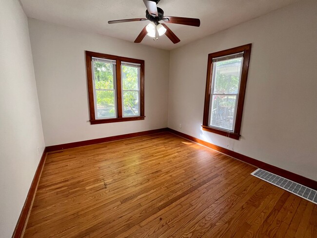1009 Michigan Ave in St. Joseph, MI - Building Photo - Building Photo