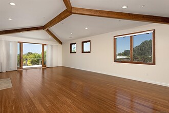 187 Halcyon Rd in Encinitas, CA - Building Photo - Building Photo