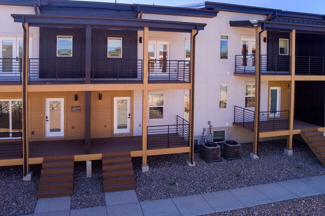 Desert Sol Villas in Moab, UT - Foto de edificio - Building Photo
