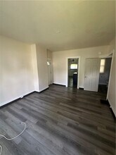 1056 Walnut St in Elmira, NY - Building Photo - Building Photo