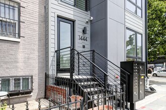 1444 Independence Ave SE in Washington, DC - Building Photo - Building Photo