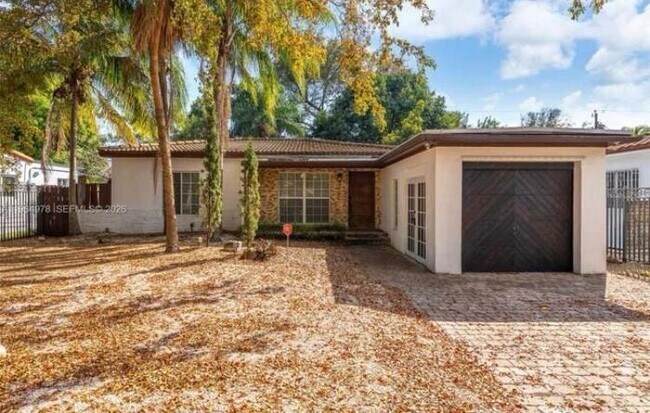 property at 4220 SW 13th St