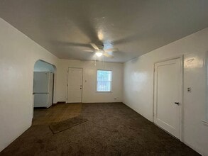 344 N M St in Tulare, CA - Building Photo - Building Photo