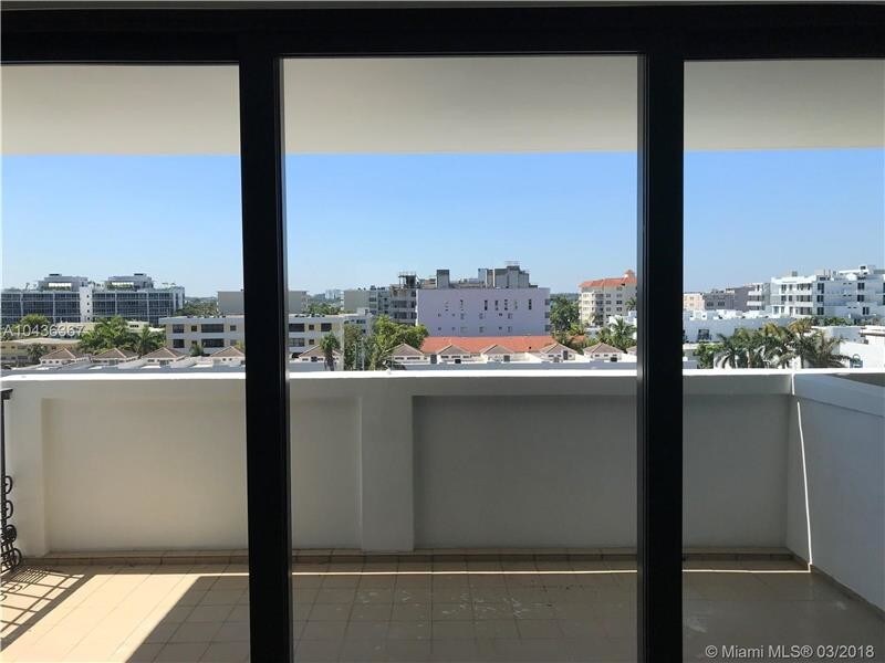 10101 E Bay Harbor Dr-Unit -709 in Bay Harbor Islands, FL - Building Photo