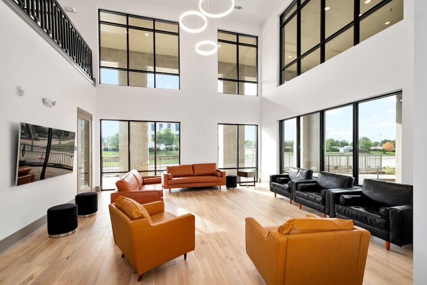 2700 Old Denton Rd, Unit 3359 in Carrollton, TX - Building Photo
