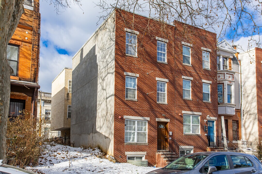 2350 N Park Ave, Unit 1 in Philadelphia, PA - Building Photo