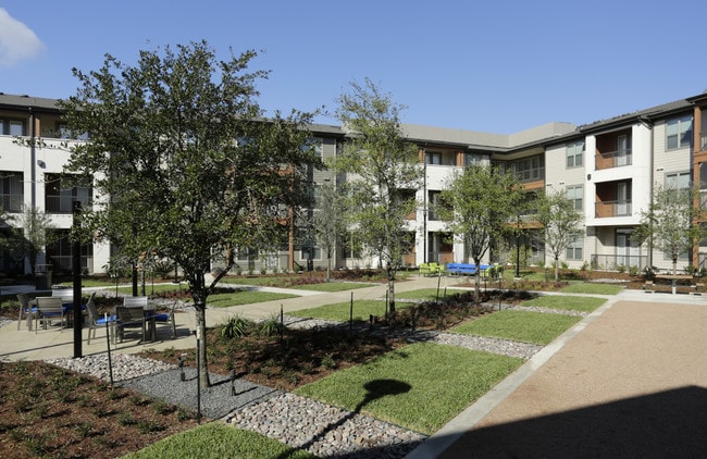 Axis Marketplace in Kyle, TX - Building Photo - Building Photo