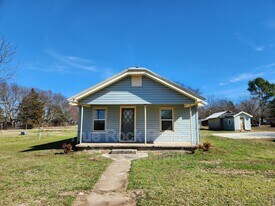 22290 County Rd 3499 in Fitzhugh, OK - Building Photo