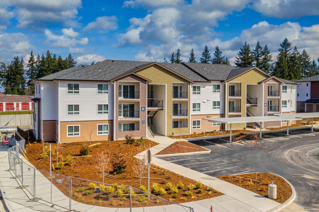 VIEW BY VINTAGE in Bonney Lake, WA - Building Photo