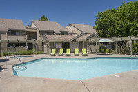 Zinfandel Village Apartments in Rancho Cordova, CA - Foto de edificio - Building Photo