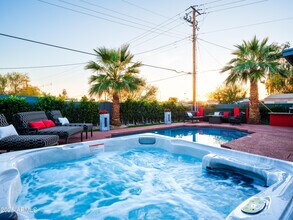 7737 E Roosevelt St in Scottsdale, AZ - Building Photo - Building Photo