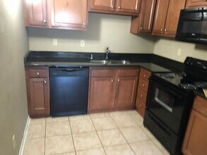 1310 6th Ave S in St. Cloud, MN - Building Photo - Building Photo