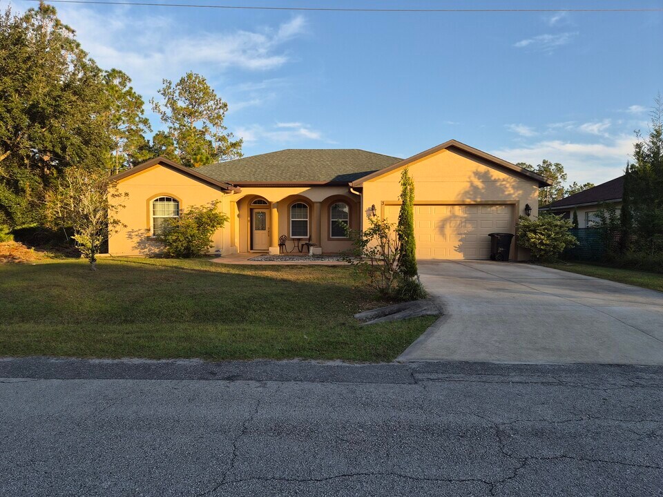 3 Ramshorn Pl in Palm Coast, FL - Building Photo