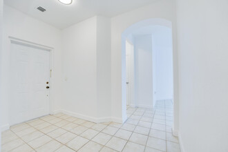 2021 Shoma Dr in West Palm Beach, FL - Foto de edificio - Building Photo