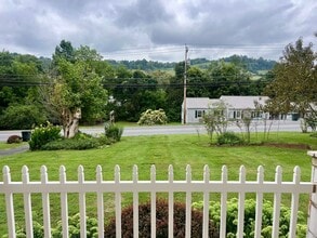 1840 W G St in Elizabethton, TN - Building Photo - Building Photo