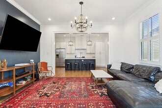 636 Lizardi St in New Orleans, LA - Building Photo - Building Photo