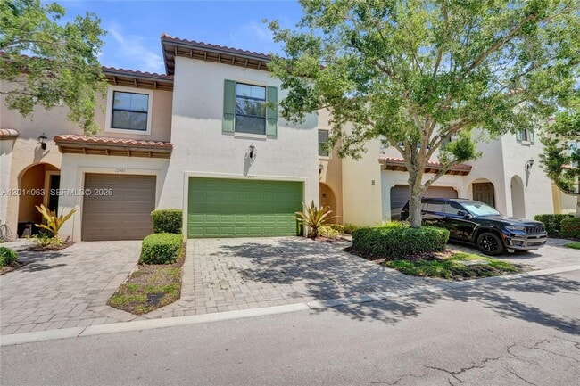 12471 NW 32nd Manor