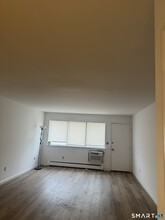 15 Greenwich Ave in Stamford, CT - Building Photo - Building Photo