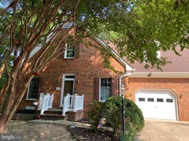 4115 Corbin Hall Ln in Fredericksburg, VA - Building Photo