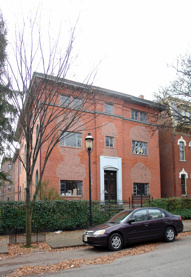 835 N Lincoln Ave in Pittsburgh, PA - Foto de edificio - Building Photo