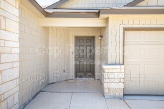 1133 Eagle Xing in Seguin, TX - Building Photo - Building Photo