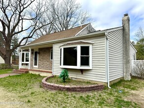 11 Oliver St in Toms River, NJ - Building Photo - Building Photo