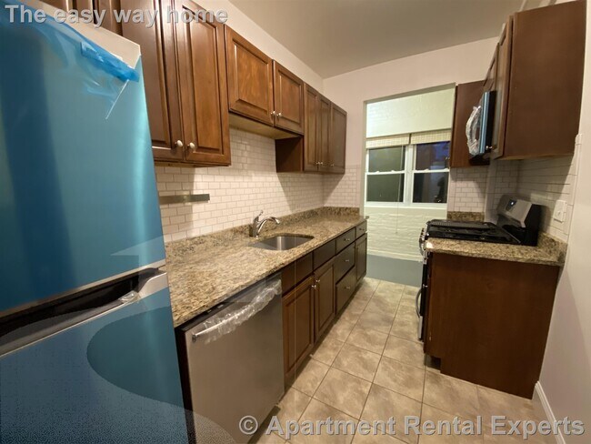 property at 3 Linnaean St