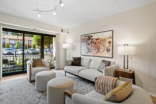 Ambassador Apartments in Philadelphia, PA - Building Photo