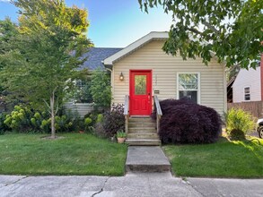 1925 Hazel Ave NE in Salem, OR - Building Photo - Building Photo