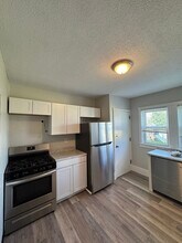 25 1/2 Porter St in Taunton, MA - Building Photo - Building Photo