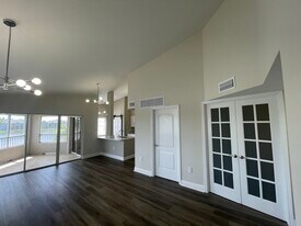 2850 N Oakland Forest Dr, Unit 2850 #305 in Oakland Park, FL - Building Photo