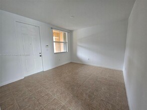 1005 NE 42nd Ave in Homestead, FL - Building Photo - Building Photo