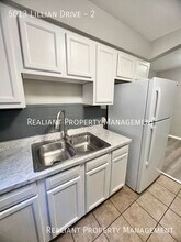 5013 Lillian Dr in Cincinnati, OH - Building Photo - Building Photo