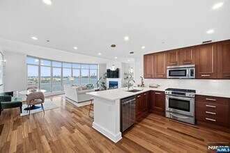 8100 River in North Bergen, NJ - Building Photo - Building Photo