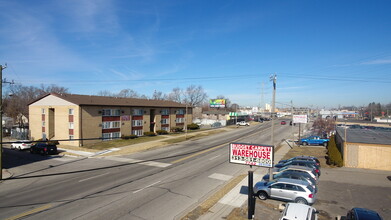 Diversey Place Apartments in Detroit, MI - Building Photo - Building Photo