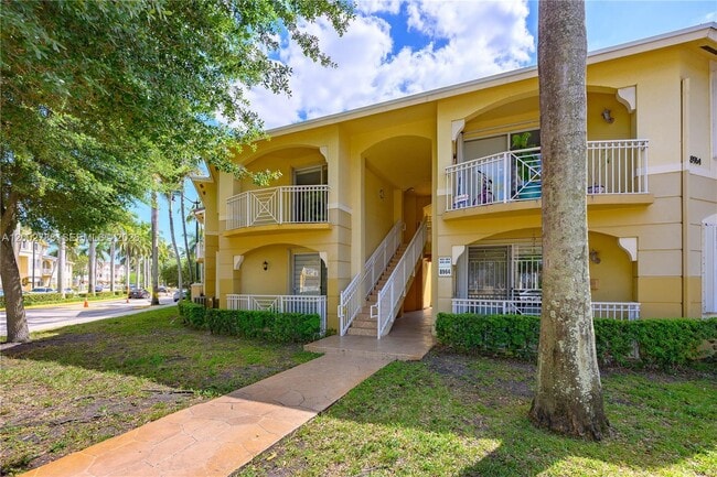 8964 W Flagler St in Miami, FL - Building Photo - Building Photo