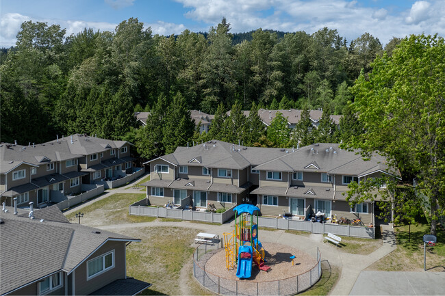 Coquitlam Kinsman Housing Estate in Coquitlam, BC - Building Photo - Building Photo