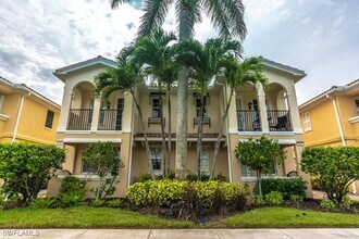 8108 Josefa Way in Naples, FL - Building Photo - Building Photo