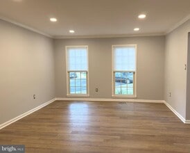 3945 Wilcoxson Dr in Fairfax, VA - Building Photo - Building Photo