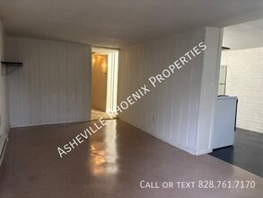 49 Pine St in Canton, NC - Building Photo - Building Photo