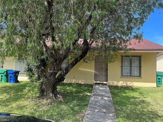 property at 28319 SW 141st Pl