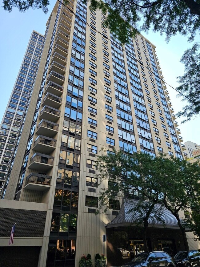 property at 1313 N Ritchie Ct