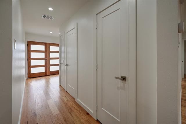 10606 Royalwood Dr in Dallas, TX - Building Photo - Building Photo