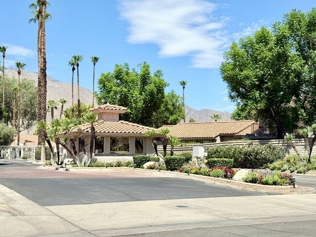 property at 505 S Farrell Dr