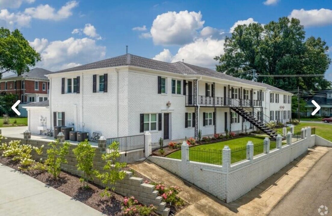 135 S Jefferson St in Ripley, TN - Building Photo