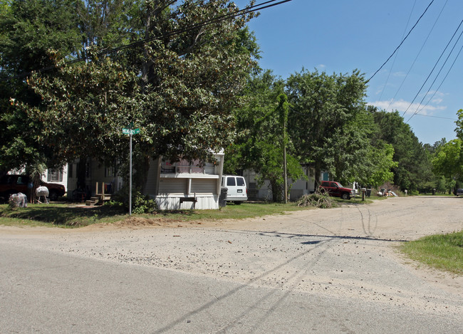 Summer Wood Mobile Home Park in Charleston, SC - Building Photo - Building Photo