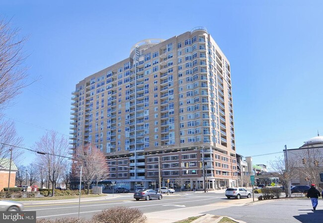 5750 Bou Ave in Rockville, MD - Building Photo - Building Photo