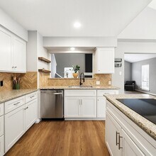 13310 Ravensway Dr in Cypress, TX - Building Photo - Building Photo