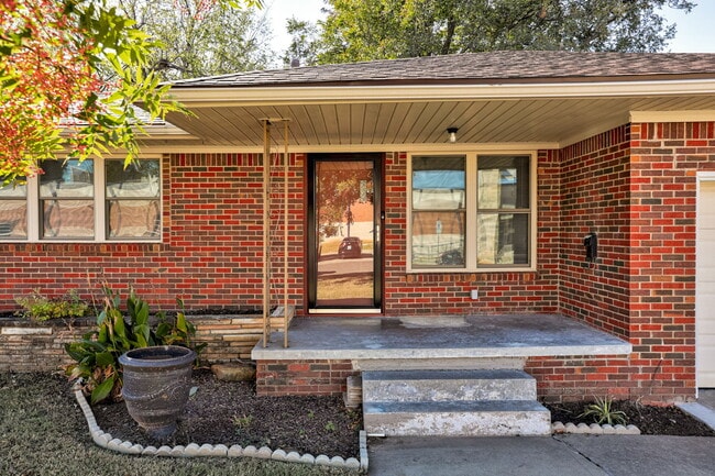 806 Denison Dr in Norman, OK - Building Photo - Building Photo