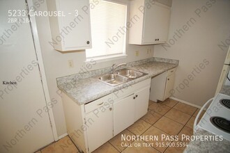 5233 Carousel Dr-Unit -3 in El Paso, TX - Building Photo - Building Photo